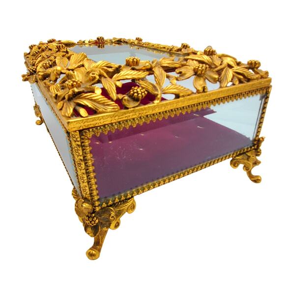 Matson Ormolu Jewelry Casket Box Dresser Vanity Case Gilt Metal Footed Burgundy - Picture 15 of 16